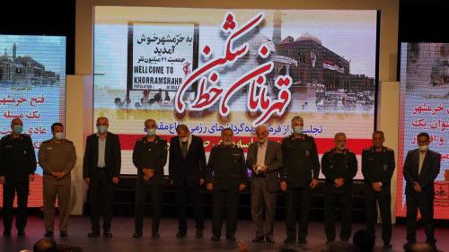 تکریم و تجلیل از ۲۰ خانواده فرماندهان شهید گردان های دوران دفاع مقدس