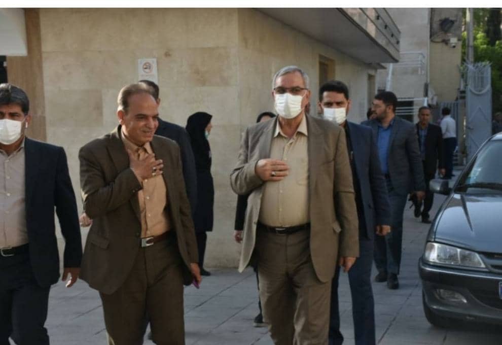 وزیر بهداشت وارد اصفهان شد