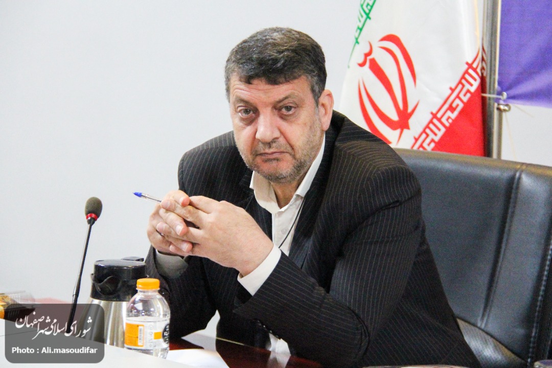 نایب رئیس شورای اسلامی شهر اصفهان: عرضه قلیان در هر محلی خلاف قانون است