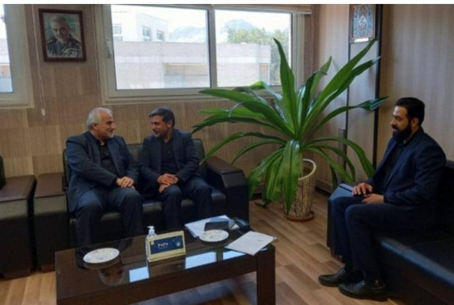 دیدار مدیر مخابرات اصفهان با شهردار و رئیس شورای شهر قهجاورستان