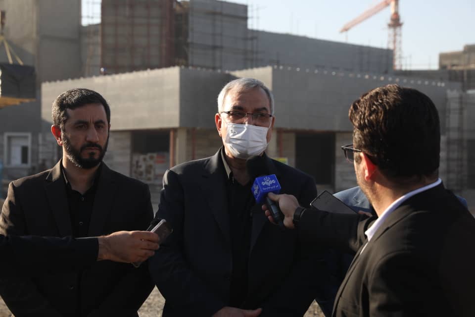 دکتر عین اللهی در بازدید از بیمارستان در حال ساخت اسلامشهر خبر داد 
