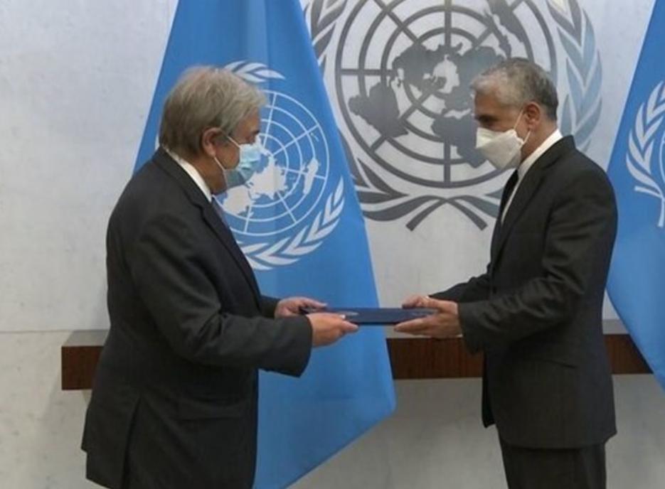 ایروانی استوارنامه خود را به دبیرکل سازمان ملل تقدیم کرد