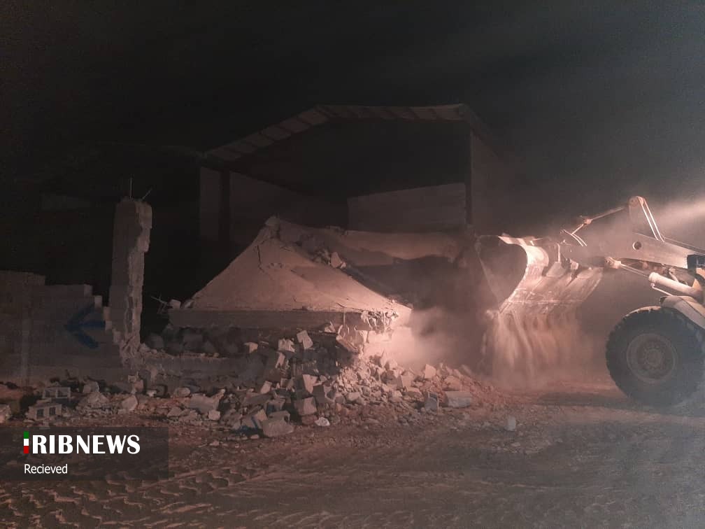 تخریب ساخت و ساز‌های غیرمجاز در منطقه گچی شیراز