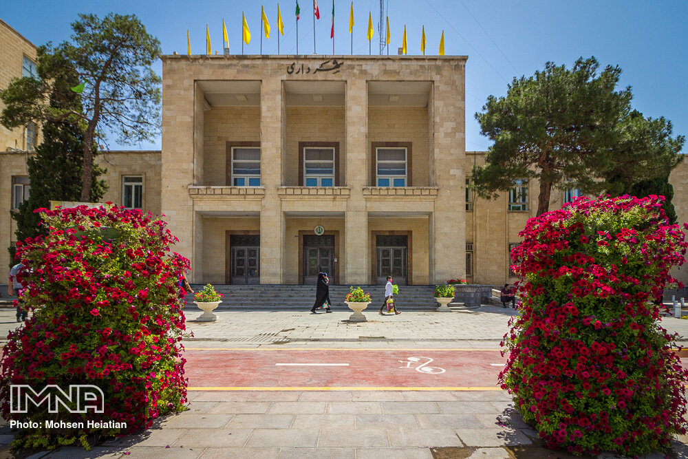 مدیرکل برنامه‌ریزی و بودجه شهرداری اصفهان خبر داد: ایجاد امکان مشارکت شهروندان در تدوین بودجه ۱۴۰۴ شهرداری اصفهان از طریق سامانه «اصفهان من»