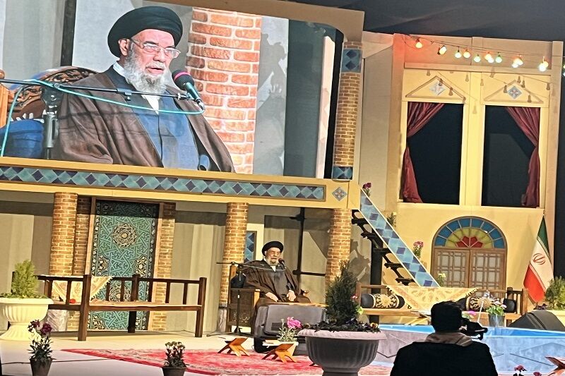 امام جمعه اصفهان مطرح کرد:رجوع به قرآن درباره سیاست خارجی ضروری است