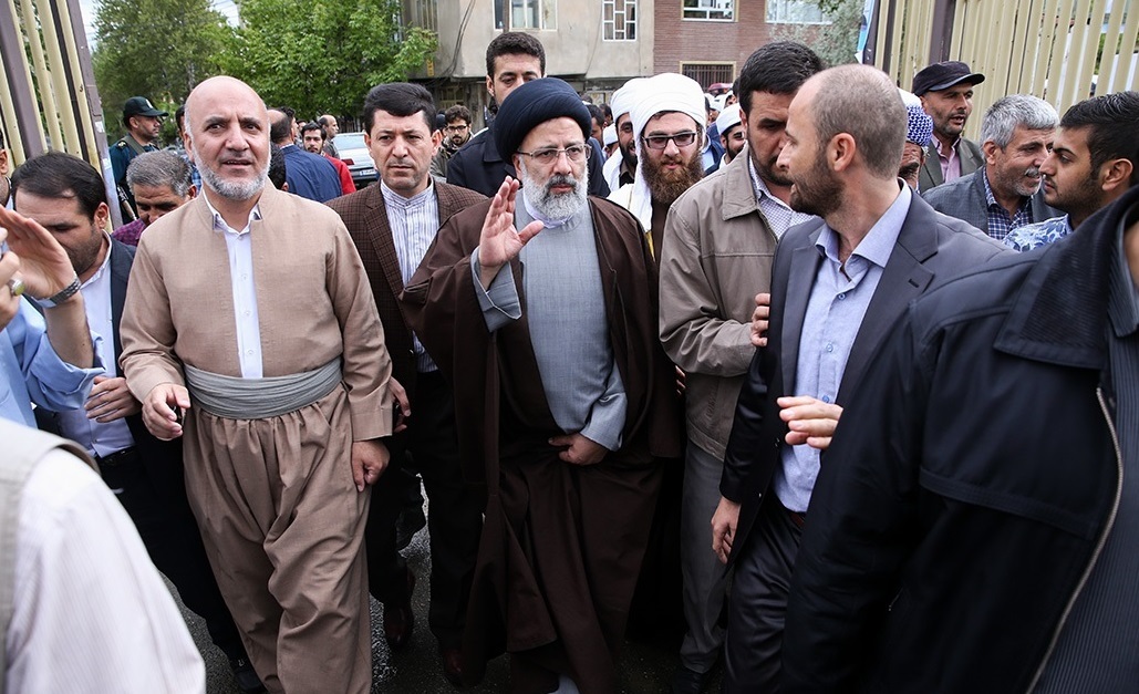 در سفرهای پر برکت شهید آیت‌الله سید ابراهیم رئیسی به کردستان: