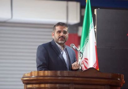 تقدیر محمدمهدی اسماعیلی، مدیرعامل بنیاد شهید رئیسی از اوحدی، معاون رئیس‌جمهور و رئیس بنیاد شهید: