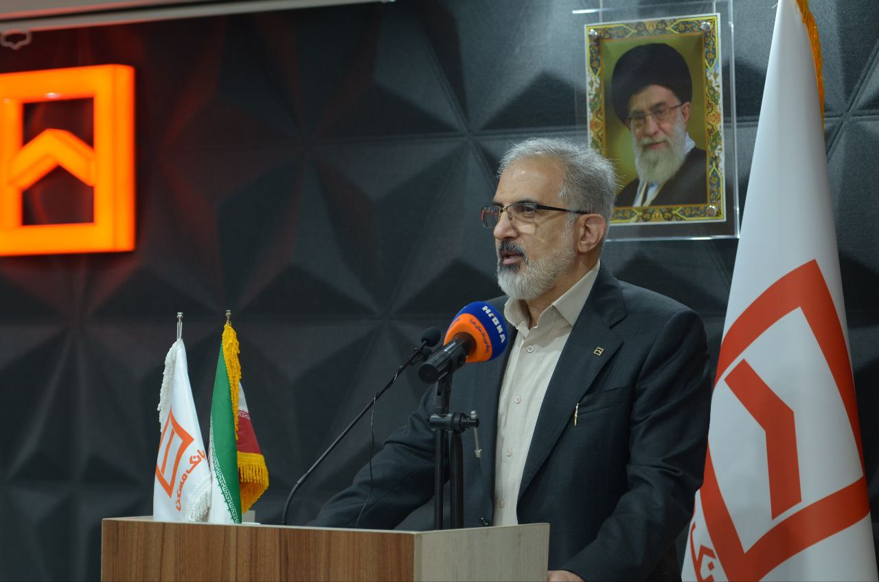 مدیرعامل بانک مسکن در جمع مدیران و روسای شعب مدیریت کردستان: