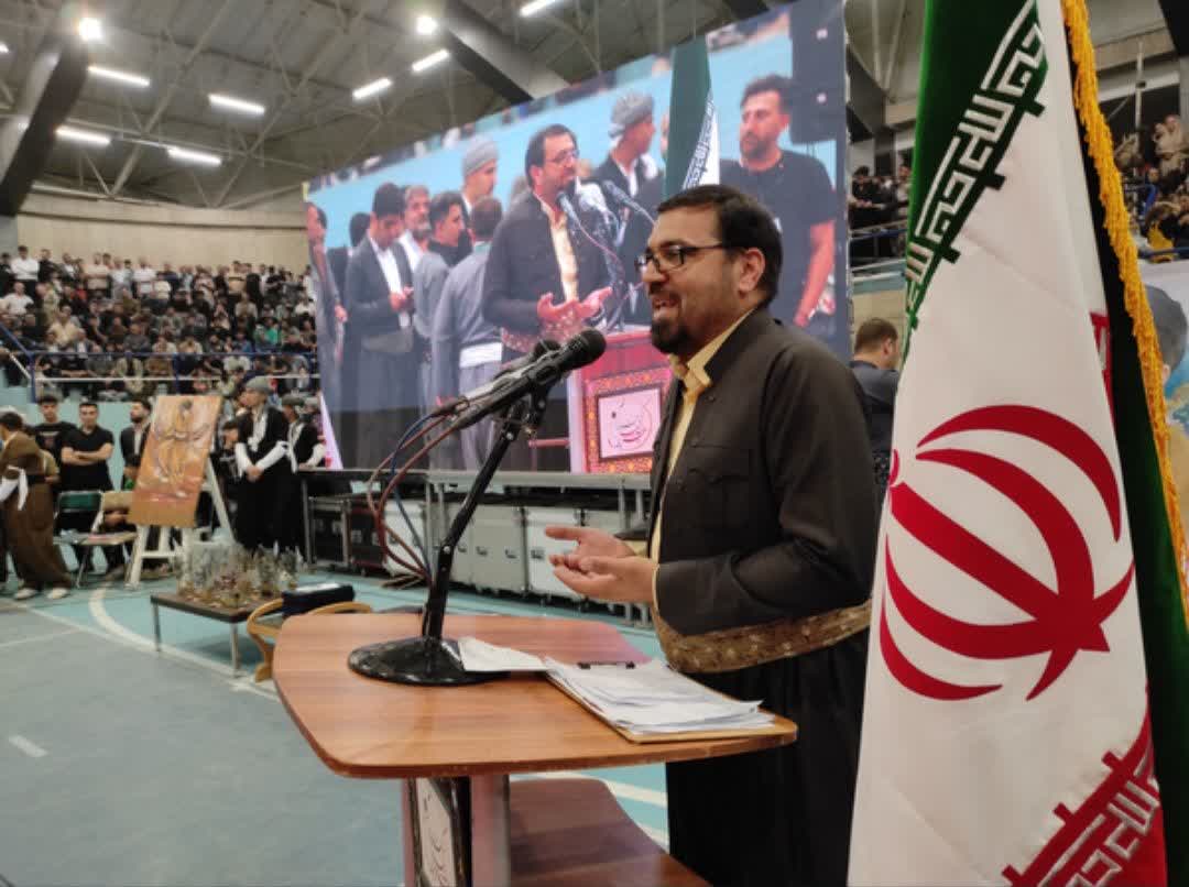 مدیرکل فرهنگ کردستان در اختتامیه باشکوه جشنواره هەڵپەرکێ: