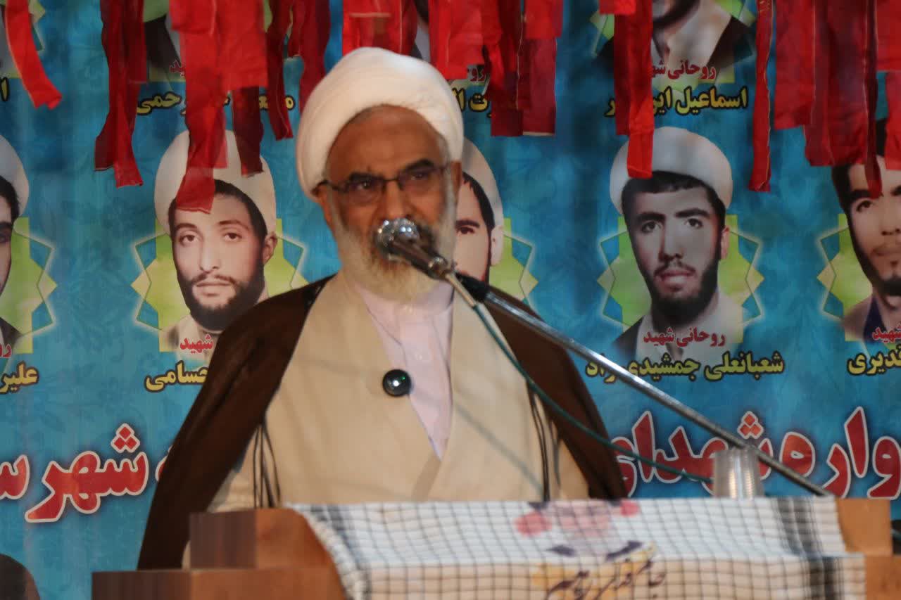 نماینده ولی‌فقیه درسپاه پاسداران انقلاب اسلامی عنوان کرد: بیش ازهرزمان دیگر نیازمند فهم منطق شهدا هستیم/ تا فتح قله‌های عزت و اقتدار ایستاده‌ایم