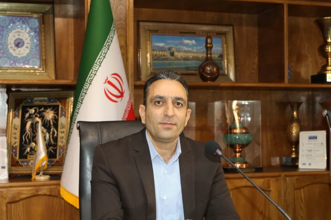سخنگوی صنعت برق استان اصفهان  عنوان کرد:آماده ‌باش صنعت برق استان اصفهان برای مقابله با موج گرمای تابستان