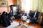 دیدار استاندار قزوین با جمعی مسئولان از خانواده شهید امیرحسین باجلان