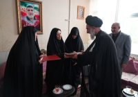 در سفر به اصفهان؛ معاون تعاون و امور اجتماعی بنیاد شهید و امور ایثارگران با خانواده شهیدان «عسگری، صدری و میرزایی» دیدار کرد