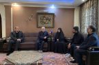 در دیدار رئیس بنیاد شهید و امور ایثارگران با خانواده شهید هاشمی عنوان شد: روایت زندگی شهدا به صورت کتاب جمع‌آوری خواهد شد/بنیاد شهید به طور جد حقوق خانواده‌های شهدا را دنبال می‌کند