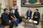  به نمایندگی از مقام معظم رهبری (مدظله‌العالی)؛ حجت‌الاسلام ابوترابی‌فرد و مهندس اوحدی با خانواده شهیدان عسگری دیدار کردند