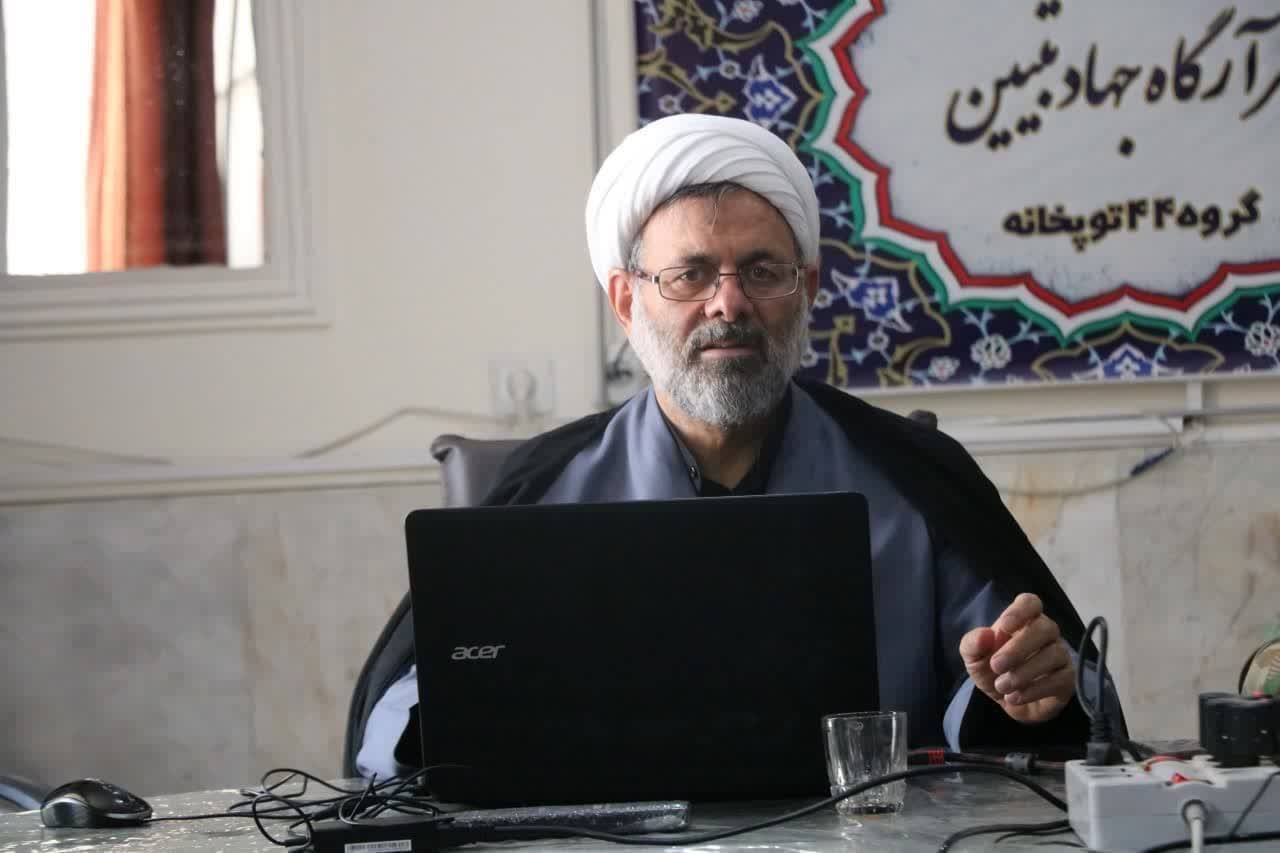 برگزاری اردوی فرهنگی- بصیرتی ویژه کارکنان و خانواده‌های گروه ۴۴ توپخانه نزاجا در بنیاد اسلام ‌شناسی استان اصفهان  