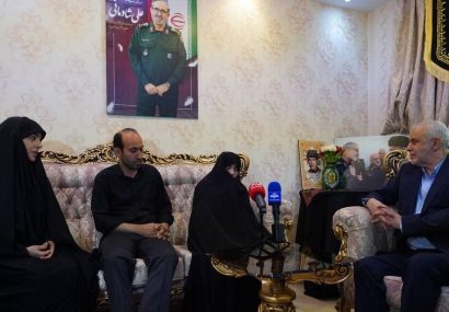 رئیس بنیاد شهید عنوان کرد:دایره المعارف شهدای مدافع حرم در حوزه هنری رونمایی می‌شود