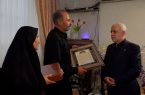  معاون رئیس جمهور در دیدار خانواده شهید لاله عنوان کرد: انسجام و وحدت مردم ثمره خون شهداست