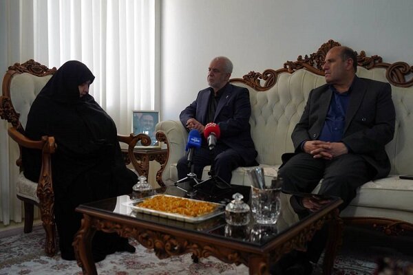 رئیس بنیاد شهید و امور ایثارگران مطرح کرد:تأسی از حضرت زینب (س) شاخصه‌ مشترک همه‌ مادران شهداست