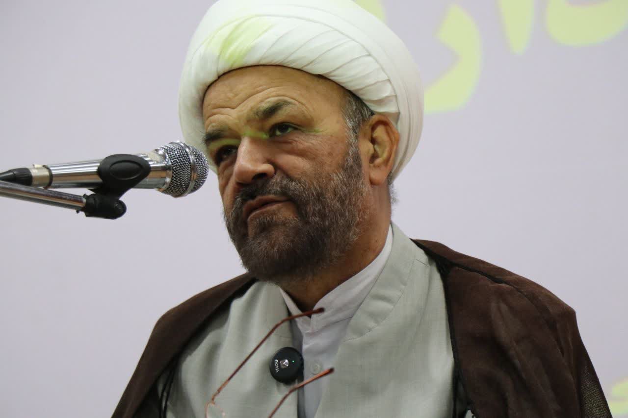 مسئول نمایندگی ولیفقیه در سپاه حضرت صاحبالزمان(عج) استان اصفهان عنوان کرد:ولایت مداری و امیدآفرینی، محور مصونیت بسیج در جنگ شناختی دشمن است