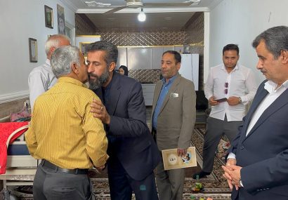 پیام عهد با حماسه دیدار تکریمی مشاور امور ایثارگران بانک دی با جانباز هشتسال دفاع مقدس؛ پیام عهد با حماسه دیدار تکریمی مشاور امور ایثارگران بانک دی با جانباز هشتسال دفاع مقدس؛