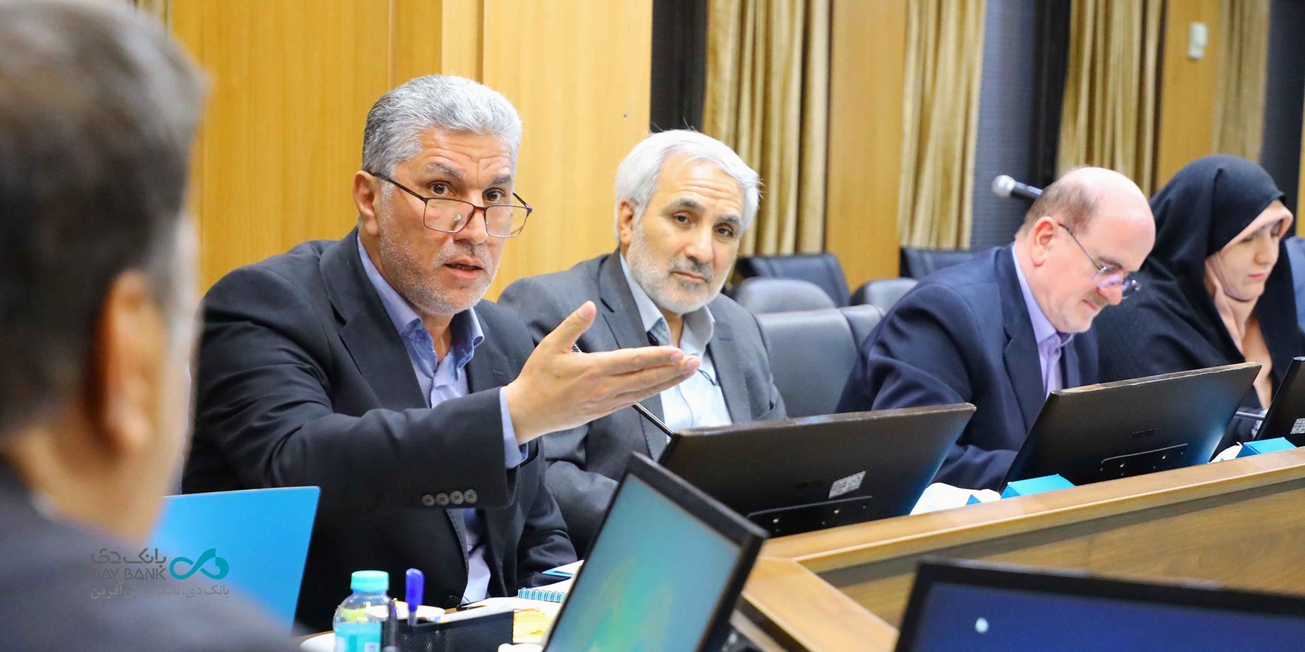 نماینده مردم گلستان در مجلس شورای اسلامی عنوان کرد:عملکرد ۹ ماهه بانک دی خیرهکننده و قابل تقدیر است