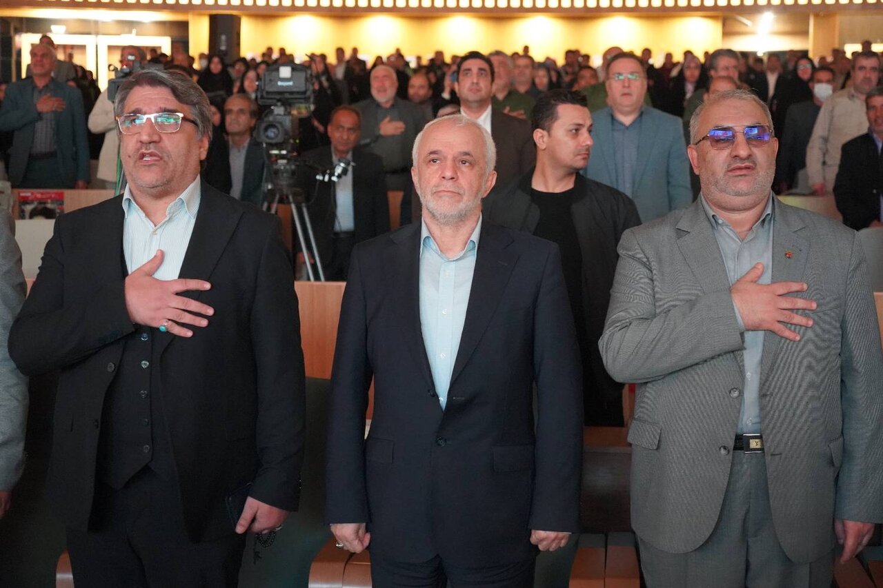 با حضور رئیس بنیاد شهید و امور ایثارگران؛اختتامیه رویداد ملی «شهدا در نگاه نسل نو» در اصفهان برگزار شد