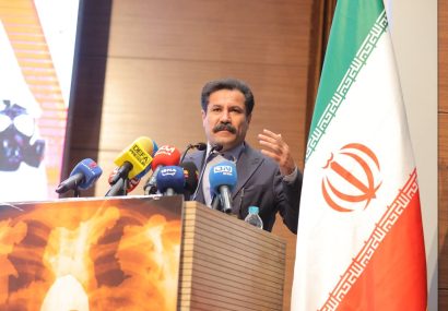  معاون رئیس جمهور در امور توسعه روستایی و مناطق محروم کشور عنوان کرد: روایت‌سازی جهانی دردهای ملت، ضرورتی برای احقاق حقوق بین‌المللی است