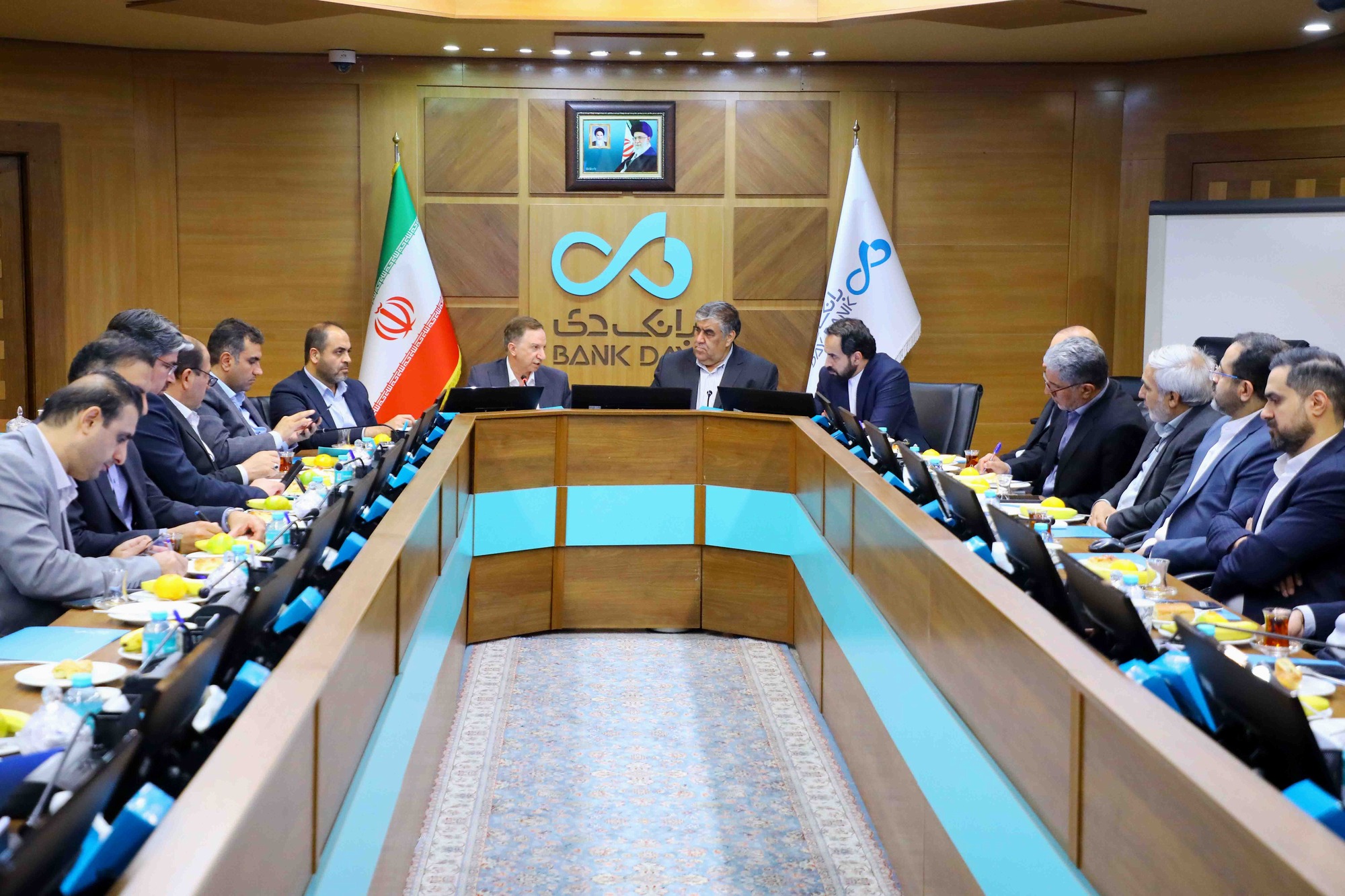  حمایت قاطع جمعی از نمایندگان مجلس از عملکرد بانک دی