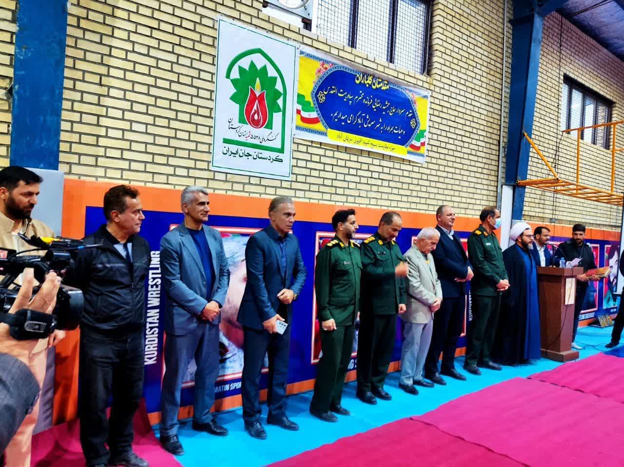 به مناسبت گرامیداشت هفته بسیج: