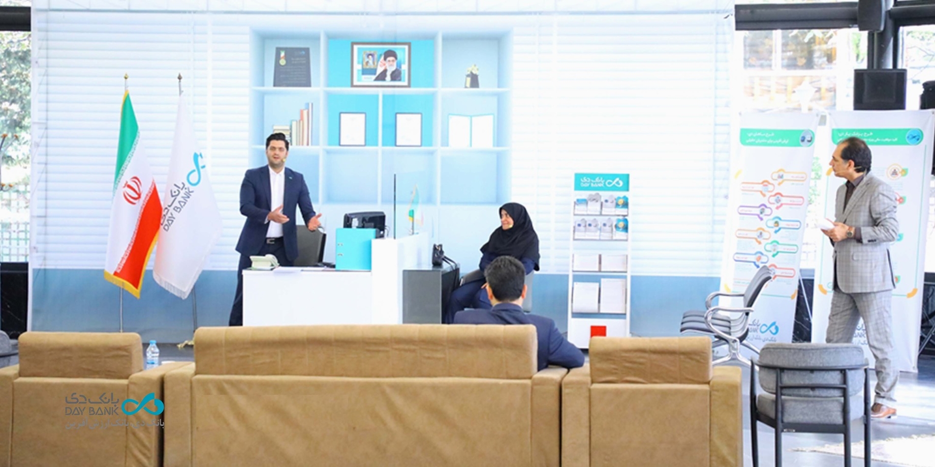 برگزاری دومین جلسه سِمیتئاتر آموزشی بازاریابی و فروش محصولات بانکی