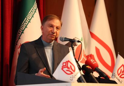 مدیرعامل بانک دی در آئین اختتامیه چهارمین جشنواره علمی پژوهشی ایثار بیان کرد:عبور از بحرانهای اقتصادی با بهرهگیری از فکر نخبگان شاهد و ایثارگر