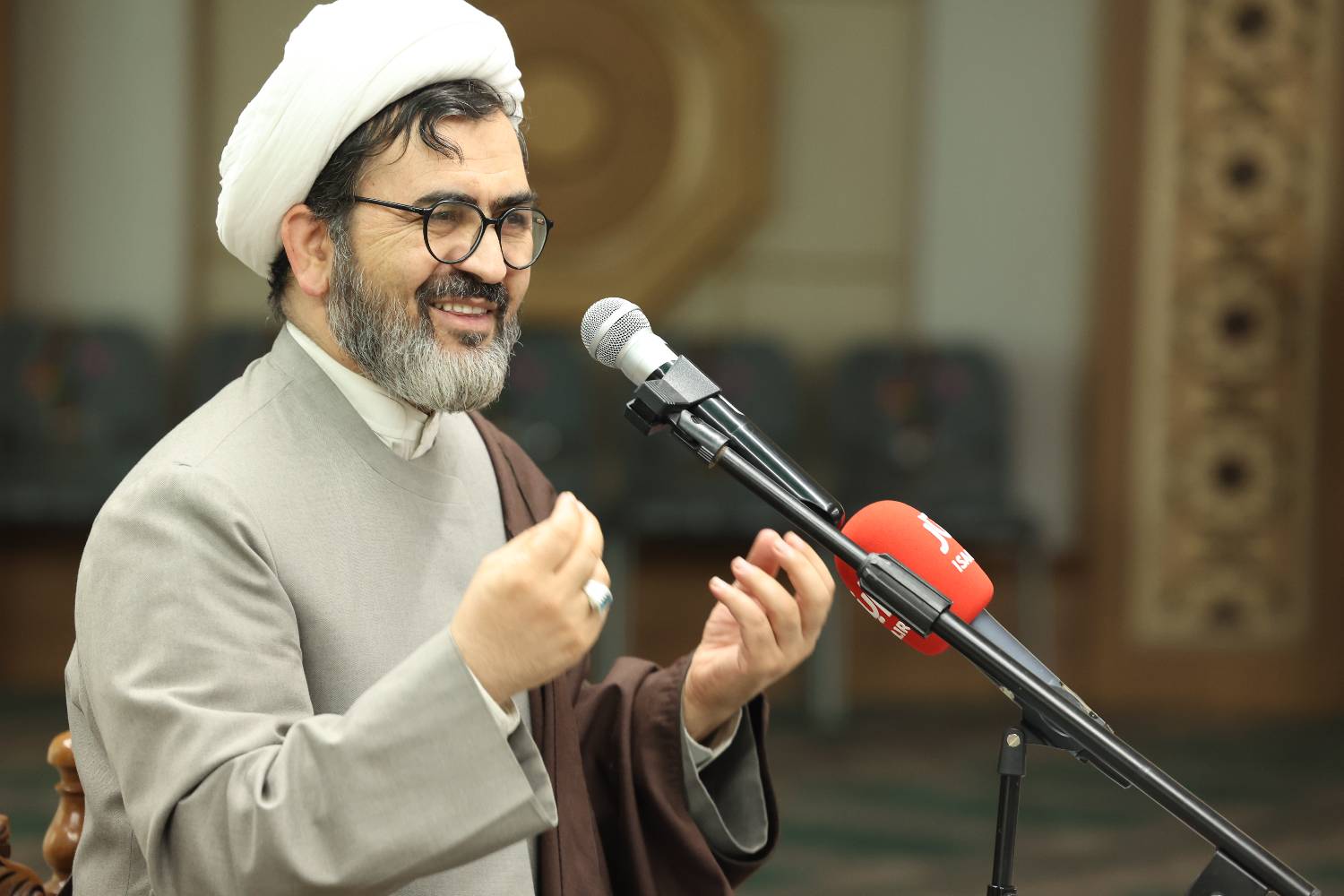  در هفته پژوهش توسط حجت‌الاسلام والمسلمین سرلک صورت گرفت: تأکید بر ضرورت فهم عمیق از فرهنگ شهادت و خدمت خالصانه در بنیاد شهید