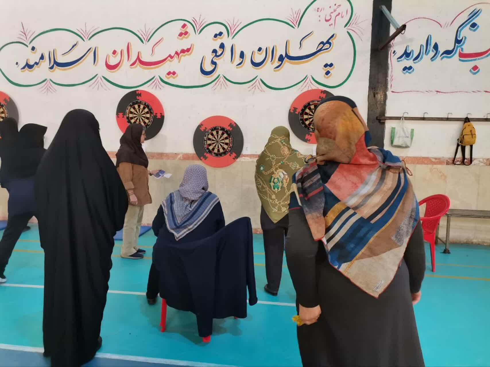 مسابقات ورزشی بانوان جانباز و همسران ایثارگران در رامسر آغاز شد