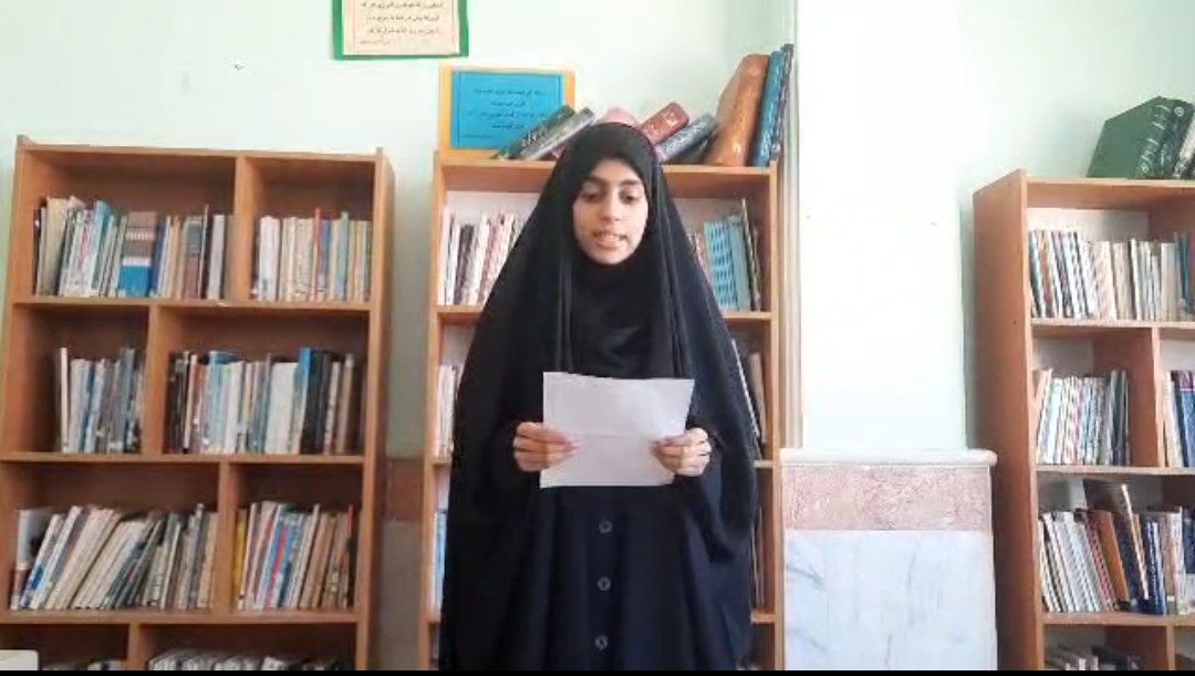 با حمایت بانک دی؛ قرائت وصیت‌نامه شهید ابراهیم هادی‌پور در دبیرستان سمیه تنگستان