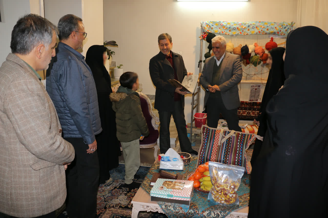 دیدار یلدایی استاندار اصفهان با خانواده‌های تحت حمایت کمیته امداد امام(ره)