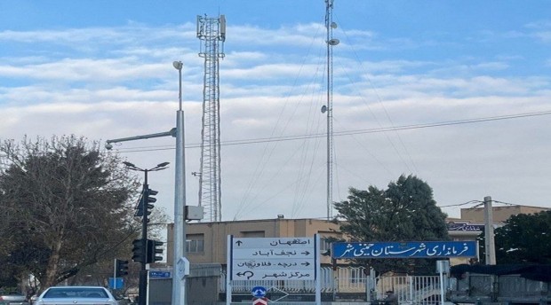 از حمایت فرمانداری تا انتظار برای مساعدت شهرداری؛ نقشه توسعه موبایل در خمینی‌شهر