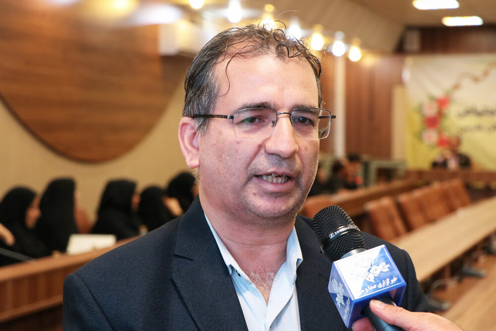  مدیرکل مددکاری و مشاوره بنیاد شهید و امور ایثارگران اعلام کرد: طرح سپاس با بیش از نیم میلیون دیدار / تجلیل مستمر مدیران بنیاد شهید از خانواده‌های ایثارگران