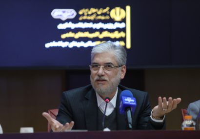  وزیر علوم تحقیقات و فناوری مطرح کرد: پژوهش‌های فناورانه باید همزمان به تولید علم و حل مسائل کشور منجر شوند