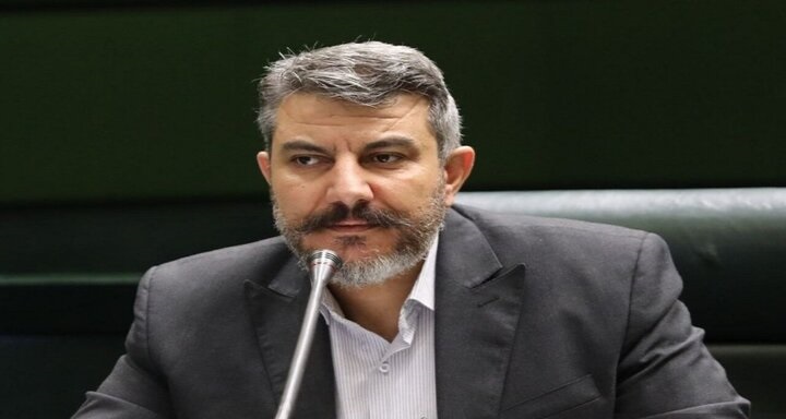 نماینده ارامنه اصفهان و جنوب ایران در مجلس شورای اسلامی عنوان کرد: اصفهان الگوی زنده از همزیستی مسالمت‌آمیز ادیان است