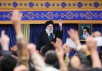 رهبر انقلاب اسلامی در دیدار هزاران نفر از خانوادههای معظم شهدای اقتدار: در مقابل جنگ نرم دشمن بیتفاوت نباشیم/ با همراهی مردم دشمن را به زانو در میآوریم رهبر انقلاب اسلامی در دیدار هزاران نفر از خانوادههای معظم شهدای اقتدار: در مقابل جنگ نرم دشمن بیتفاوت نباشیم/ با همراهی مردم دشمن را به زانو در میآوریم