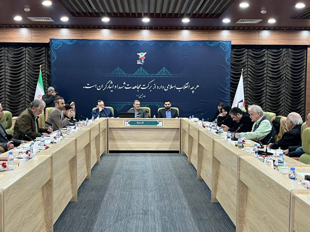 معاون فرهنگی و آموزشی بنیاد شهید و امور ایثارگران عنوان کرد: امیدآفرینی و تبیین گفتمان شهدا راهبرد اصلی برنامه‌های دهه فجر است