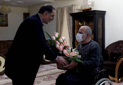 دیدار معاون رئیس جمهور و رئیس بنیاد شهید و امور ایثارگران با سه تن از جانبازان