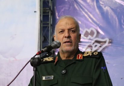 فرمانده سپاه حضرت صاحبالزمان(عج) استان اصفهان عنوان کرد: جنگ ۱۲ روزه تلاشی سازمانیافته برای فروپاشی جمهوری اسلامی بود که با رهبری هوشمندانه و حضور مردم ناکام ماند