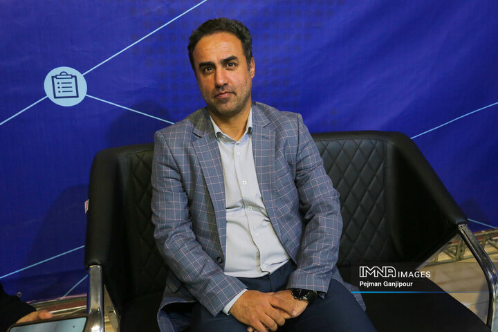 مدیر منطقه ۶ شهرداری اصفهان خبر داد: برگزاری ۳۴ برنامه فرهنگی و ۶۵ اجرا در منطقه ۶ اصفهان بهمناسبت اعیاد شعبانیه و دهه فجر