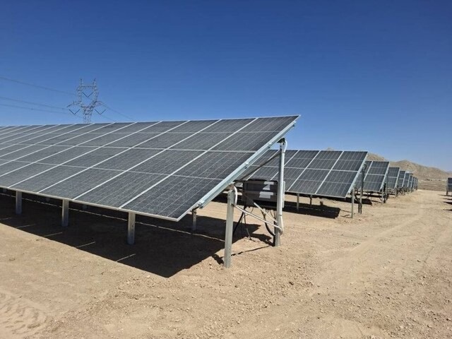 افتتاح نیروگاه خورشیدی ۱۵ کیلوواتی درشهرستان برخوار