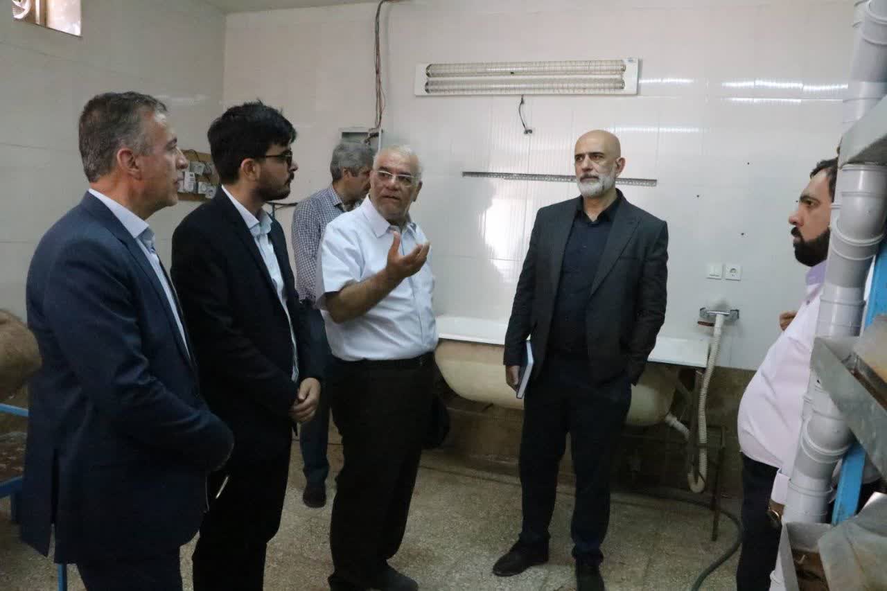 بازدید معاون هماهنگی اموراقتصادی استاندارازمرکزرشد تخصصی امنیت غذایی و تکنولوژی کشاورزی مستقر در موسسه آموزش عالی غیردولتی نوردانش میمه