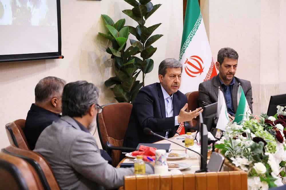 دانشگاهها پای کار بازسازی صنایع اصفهان میآیند