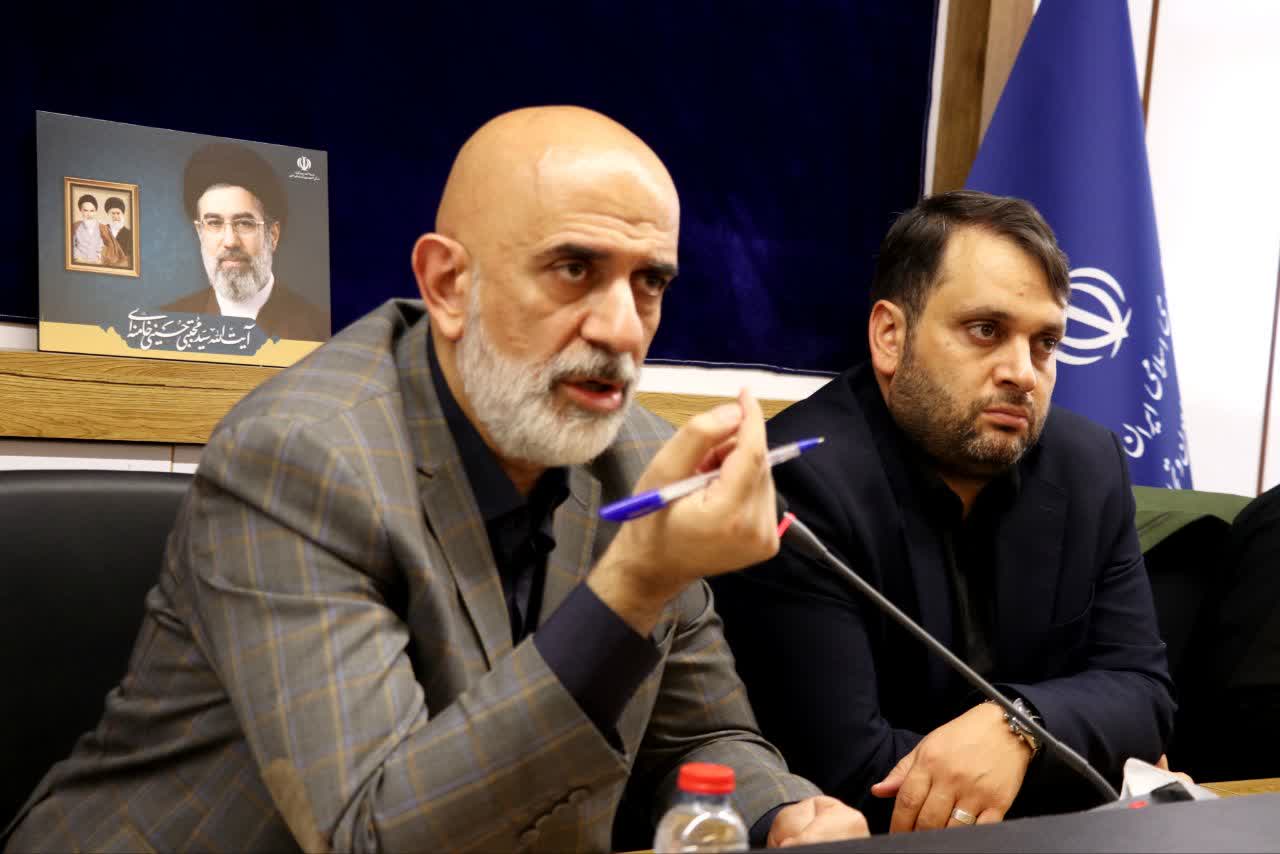 ضرورت حل مشکلات مطالبات پنج تا هفت ماهه رانندگان ناوگان حمل قیر و مشتقات نفتی در اصفهان