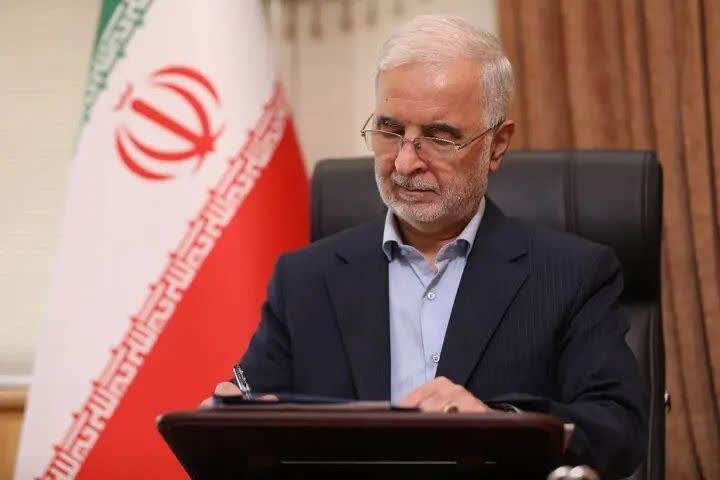 بدرقه خورشید؛ جلوه یکپارچگی ایران اسلامی و تکریم جهانی رهبر شهید.